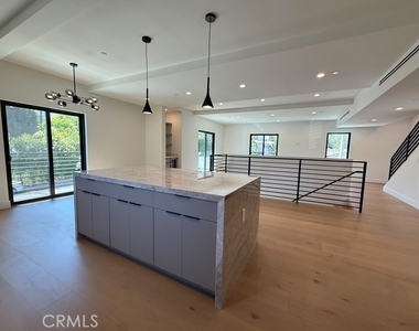 4332 Alcove Avenue - Photo Thumbnail 1