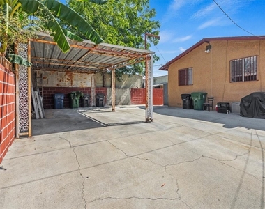 3825 Cimarron - Photo Thumbnail 24