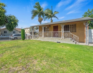 3825 Cimarron - Photo Thumbnail 25