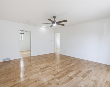 3825 Cimarron - Photo Thumbnail 9