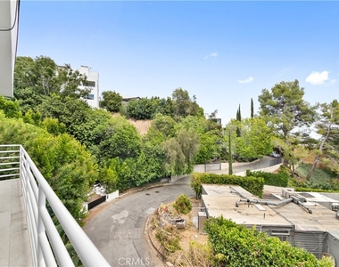 1356 Summitridge - Photo Thumbnail 23