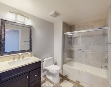 4424 Whitsett Avenue - Photo Thumbnail 38