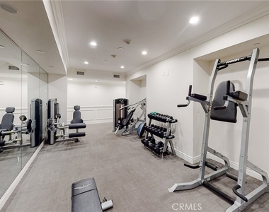 4424 Whitsett Avenue - Photo Thumbnail 45