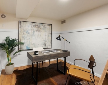 348 S Orange Drive - Photo Thumbnail 17
