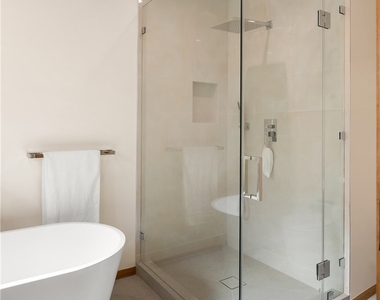 348 S Orange Drive - Photo Thumbnail 28