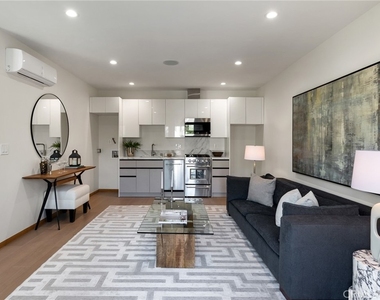 348 S Orange Drive - Photo Thumbnail 36