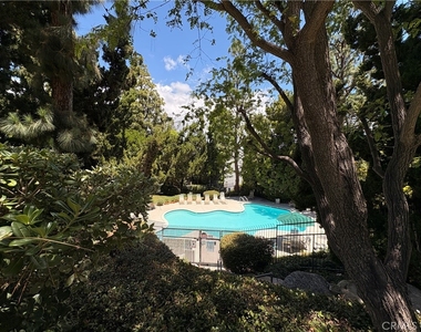 1418 Brett Place - Photo Thumbnail 11
