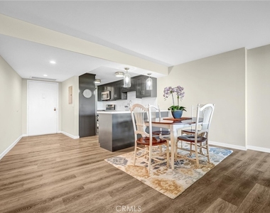 4337 Marina City Dr - Photo Thumbnail 8