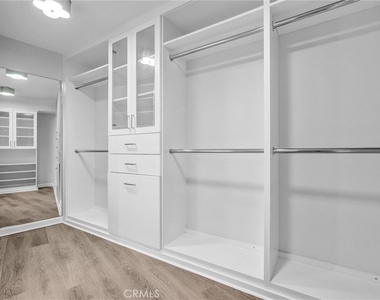 4337 Marina City Dr - Photo Thumbnail 25