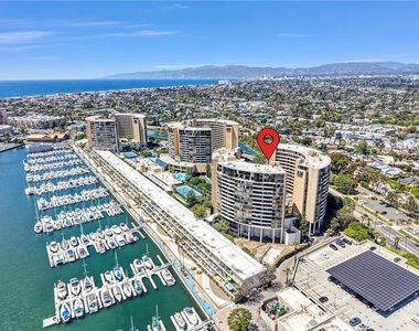4337 Marina City Dr - Photo Thumbnail 34