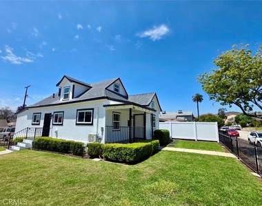 6741 Newlin Avenue - Photo Thumbnail 10
