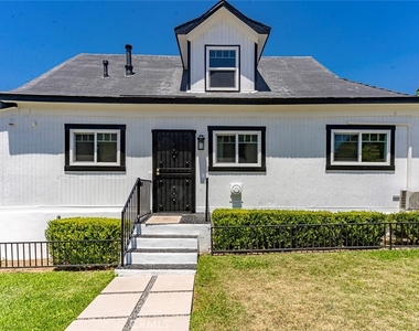 6741 Newlin Avenue - Photo Thumbnail 2