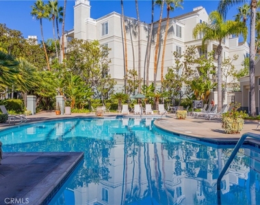 2233 Martin - Photo Thumbnail 22