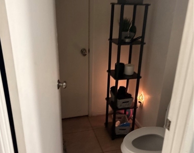 855 Tangerine Street - Photo Thumbnail 8