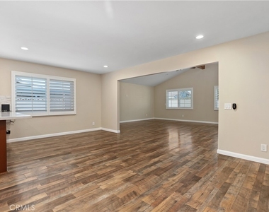 11792 Winton Street - Photo Thumbnail 13
