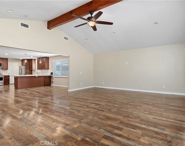11792 Winton Street - Photo Thumbnail 4