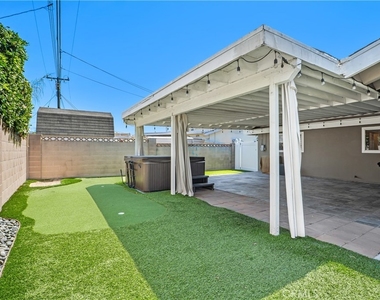 11792 Winton Street - Photo Thumbnail 27