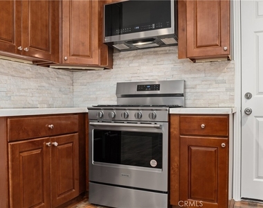11792 Winton Street - Photo Thumbnail 10