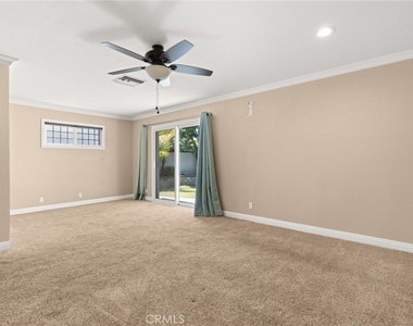 5081 Howard Avenue - Photo Thumbnail 20