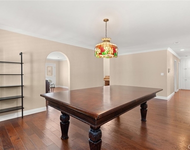 5081 Howard Avenue - Photo Thumbnail 13