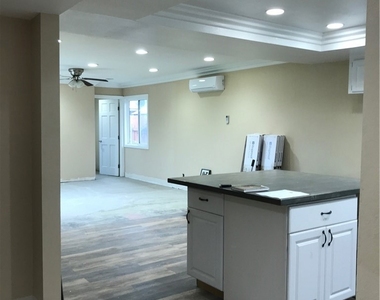 3058 Madison Avenue - Photo Thumbnail 25