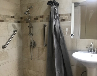 3058 Madison Avenue - Photo Thumbnail 29