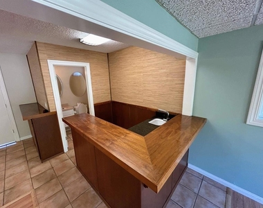 15150 Andorra Way - Photo Thumbnail 10