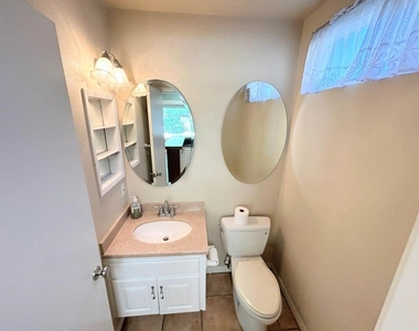 15150 Andorra Way - Photo Thumbnail 11