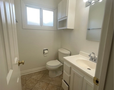 622 Indianapolis Avenue - Photo Thumbnail 5