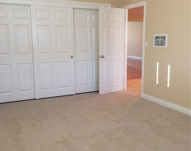 622 Indianapolis Avenue - Photo Thumbnail 27