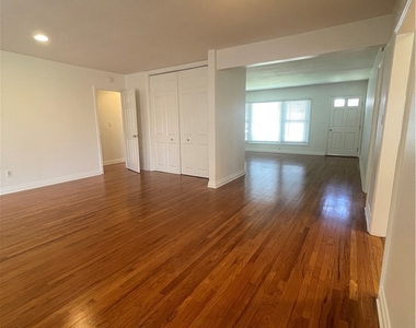 622 Indianapolis Avenue - Photo Thumbnail 12