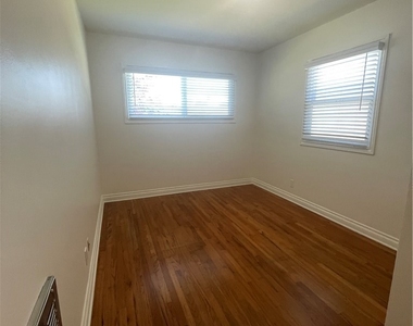 622 Indianapolis Avenue - Photo Thumbnail 6