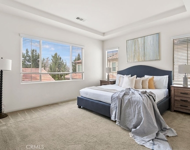 109 Bright Poppy - Photo Thumbnail 11