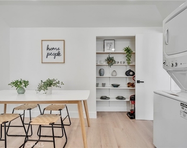 920 W Balboa - Photo Thumbnail 14