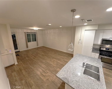 2710 Valor - Photo Thumbnail 22