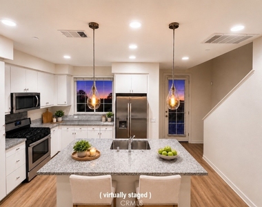 2710 Valor - Photo Thumbnail 2