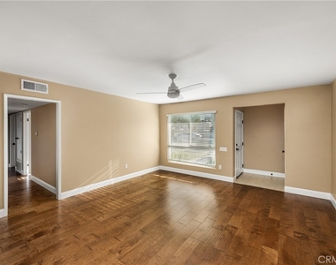 338 W Kelly - Photo Thumbnail 4