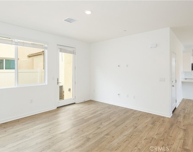 26663 Viola Way - Photo Thumbnail 17
