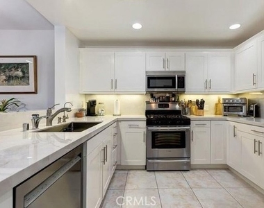 7100 Alvern - Photo Thumbnail 1