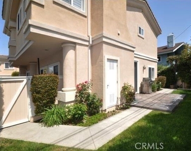 2310 Voorhees Avenue - Photo Thumbnail 22