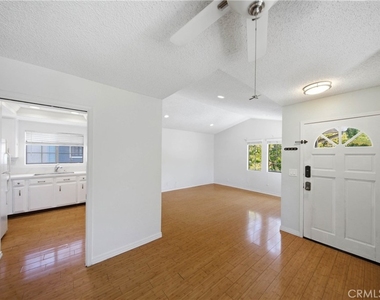 24442 Avenida De Los Ninos - Photo Thumbnail 4