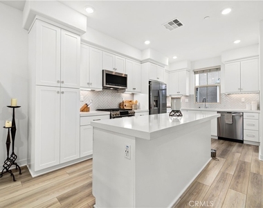 192 Juniper - Photo Thumbnail 2