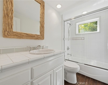 315 Goldenrod Avenue - Photo Thumbnail 5