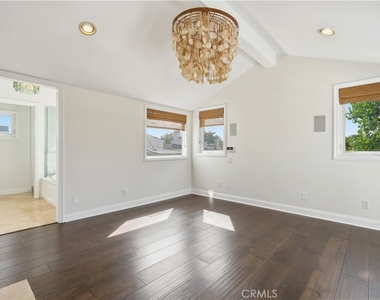 315 Goldenrod Avenue - Photo Thumbnail 16