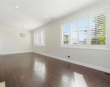 315 Goldenrod Avenue - Photo Thumbnail 10