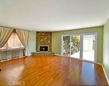 26826 Calle Hermosa - Photo Thumbnail 6