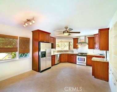 26826 Calle Hermosa - Photo Thumbnail 4
