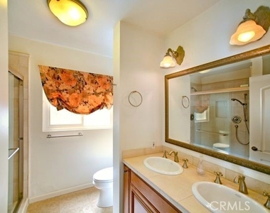 26826 Calle Hermosa - Photo Thumbnail 8