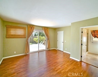 26826 Calle Hermosa - Photo Thumbnail 7