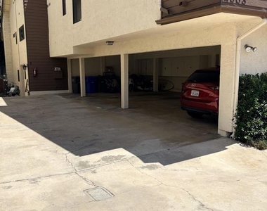 4603 Cove Drive - Photo Thumbnail 19
